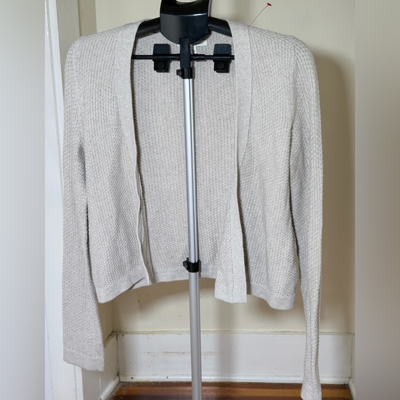 Banana Republic Sweaters - Banana Republic Cream Cardigan Sweater